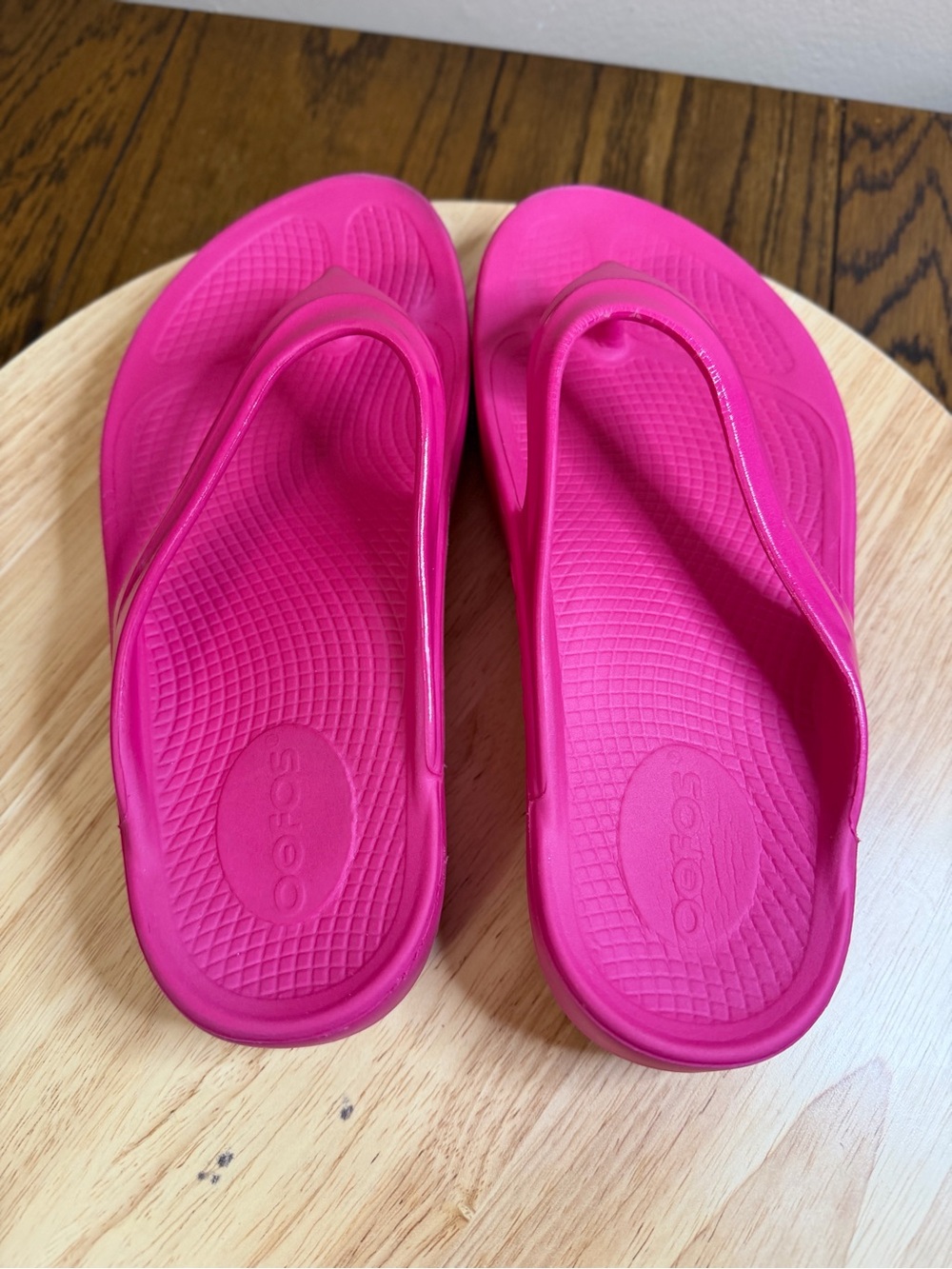 OOFOS women’s OOriginal Sandals Flip Flops Athletic Comfort - Picture 4 of 10